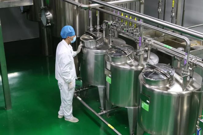 【精彩哈密】&ldquo;洞穿東天山 天塹變通途&rdquo;東天山隧道工程建設系列報道之五《路通人和 共譜發(fā)展新篇章》